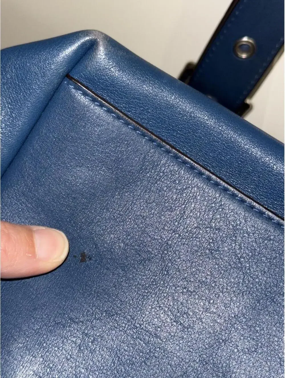 Coach legacy cobalt blue leather shoulder bag with tassel detail #coach #luxury